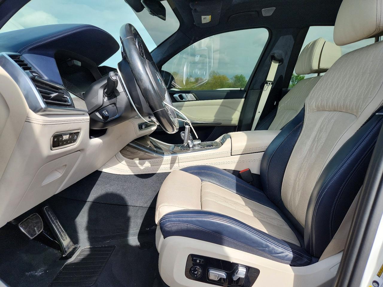 2019 BMW X7 xDrive50I - Image 7