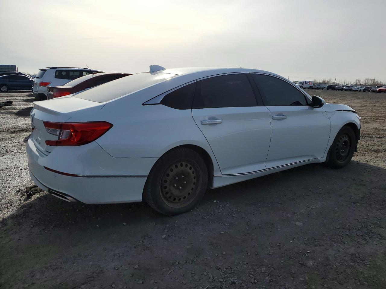2020 Honda Accord Touring - Фото 3