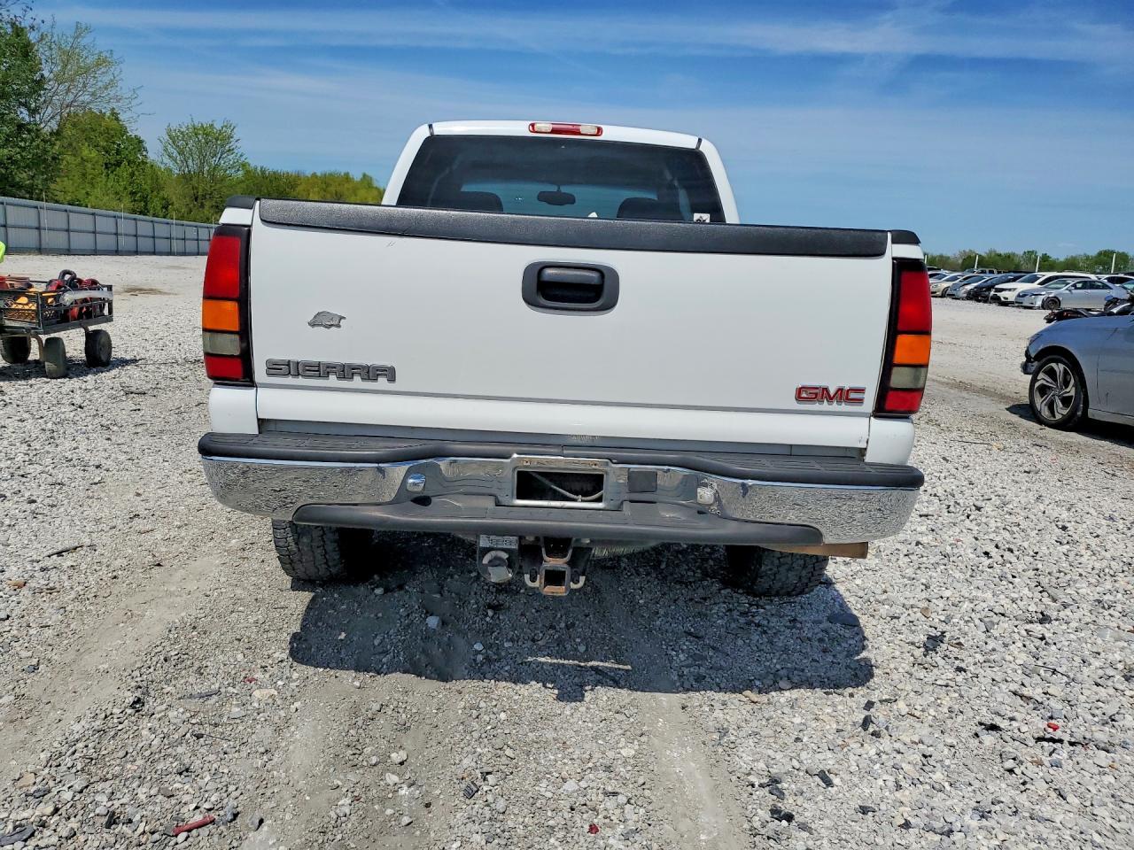 2004 GMC New Sierra K1500 - Фото 6