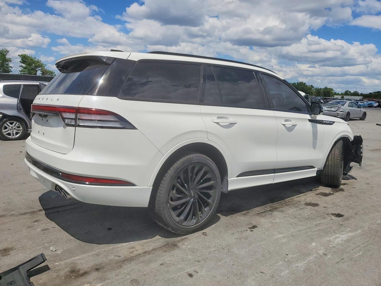 2025 Lincoln Aviator Reserve - Фото 3