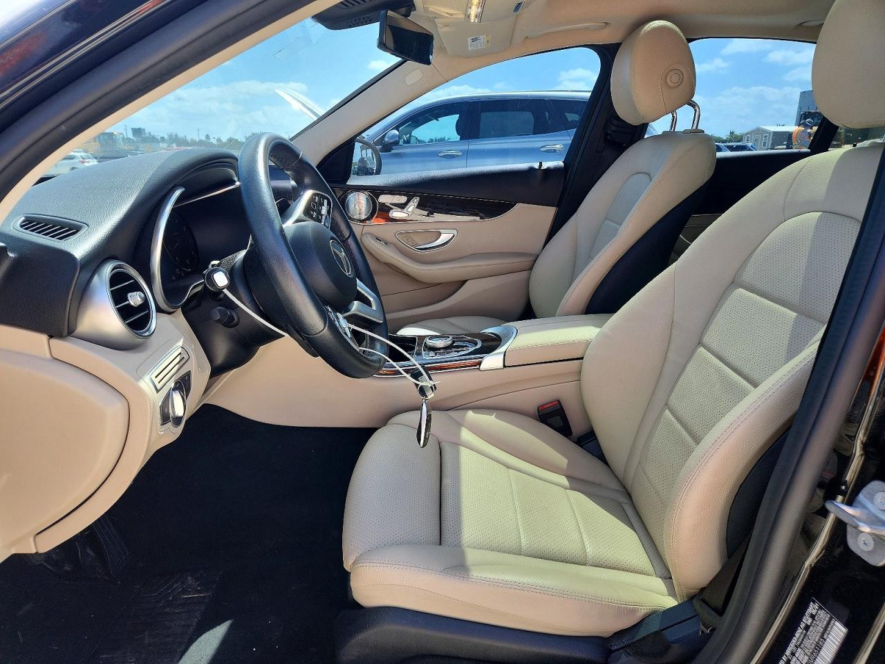 2021 Mercedes-Benz C 300 - Image 7
