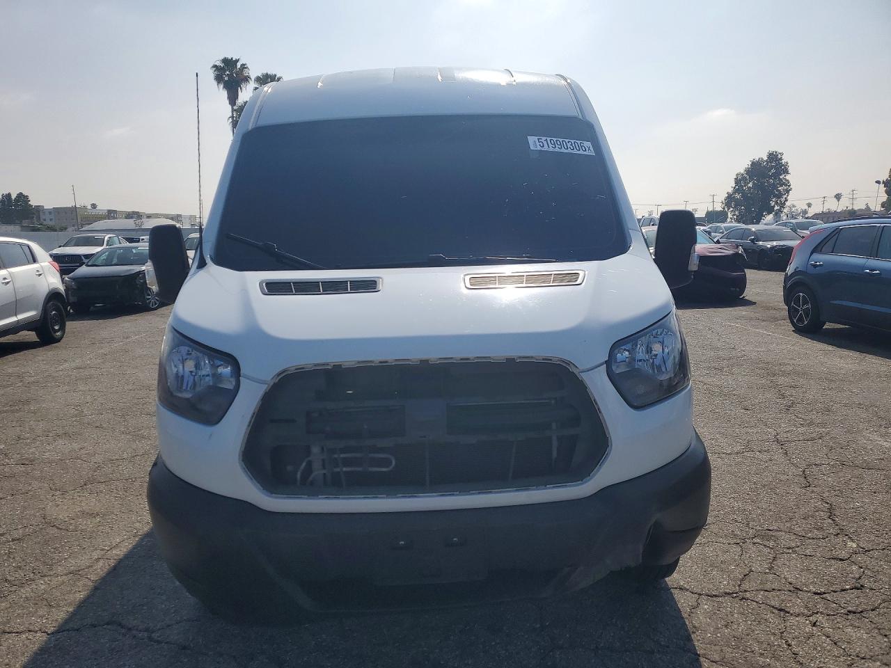 2019 Ford Transit 150 Delivery Van - Фото 5