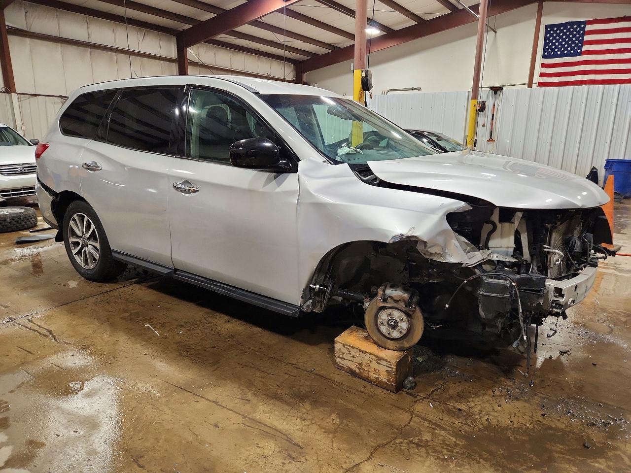 2014 Nissan Pathfinder S - Фото 4