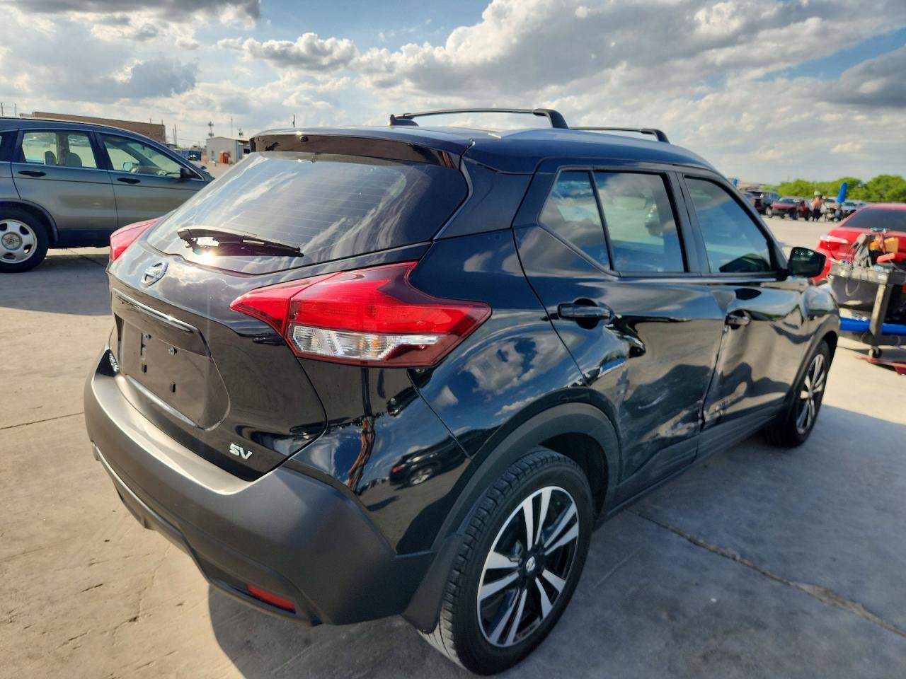 2018 Nissan Kicks Sv - Image 3