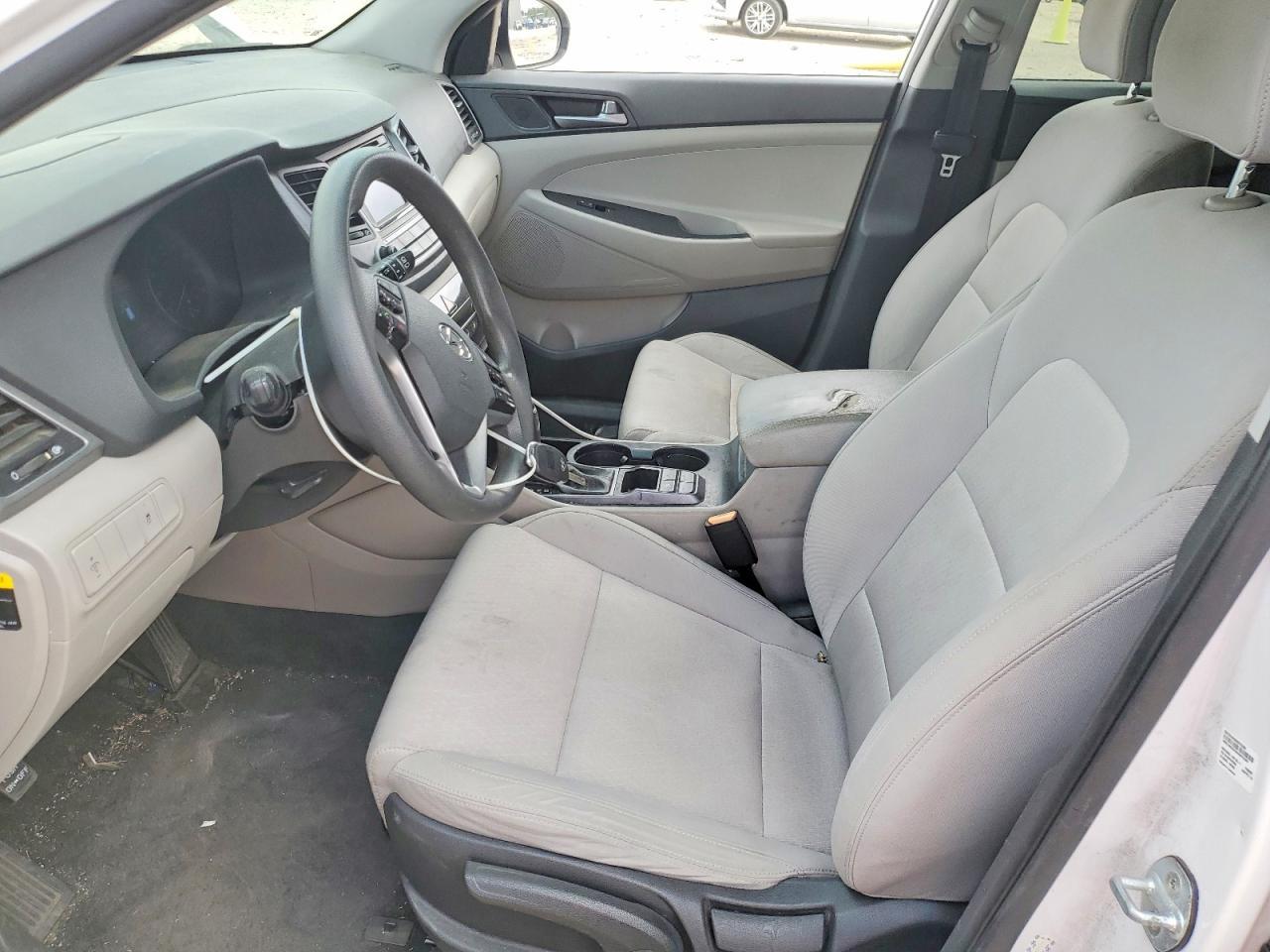 2017 Hyundai Tucson Se - Image 7