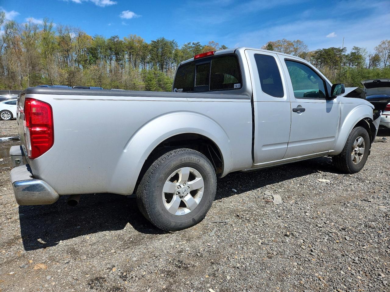 2012 Nissan Frontier Sv V6 - Image 3