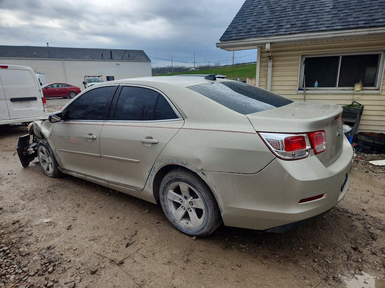 2014 Chevrolet Malibu Ls - Фото 2