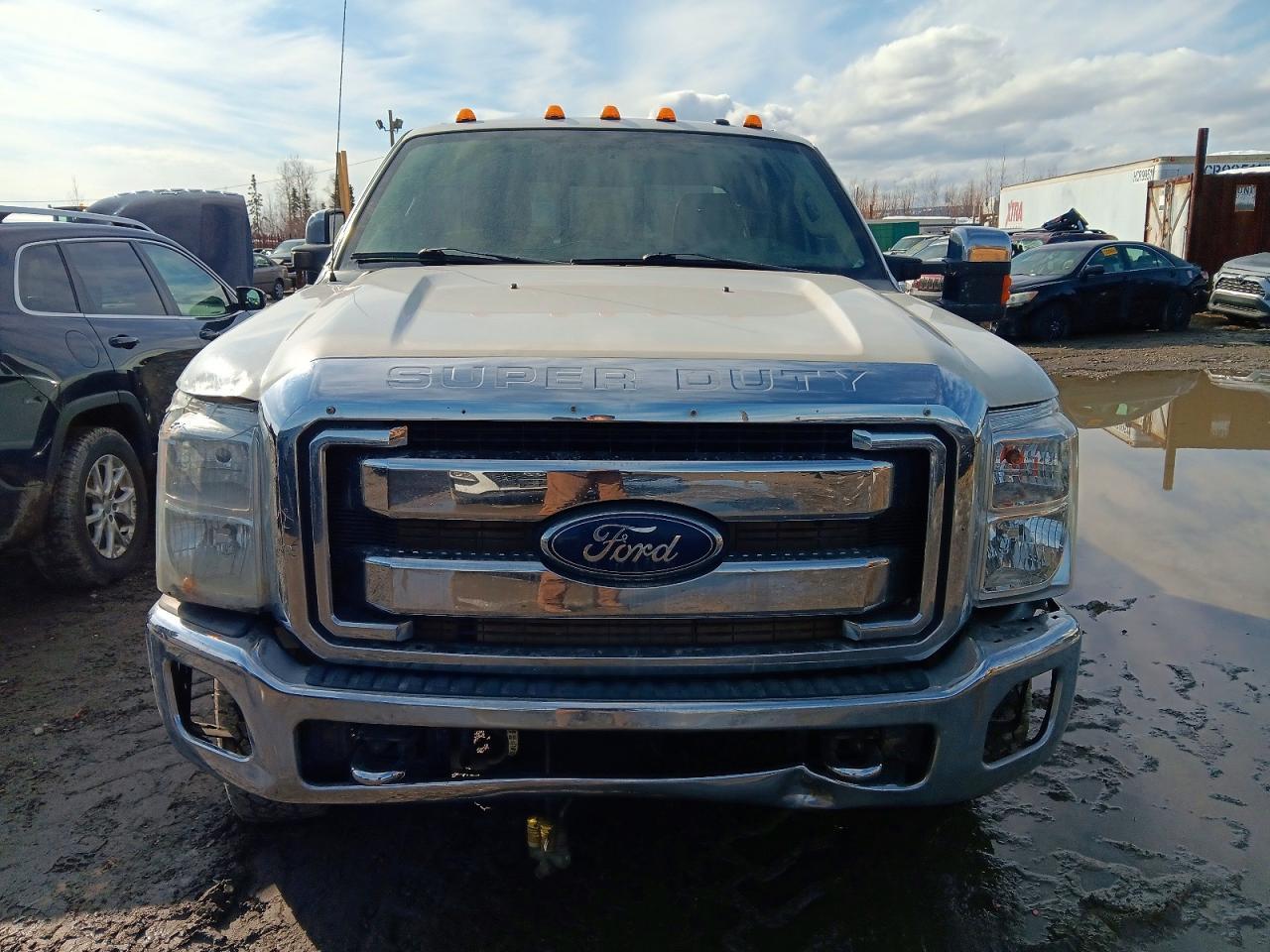 2015 Ford F350 Super Duty - Image 5