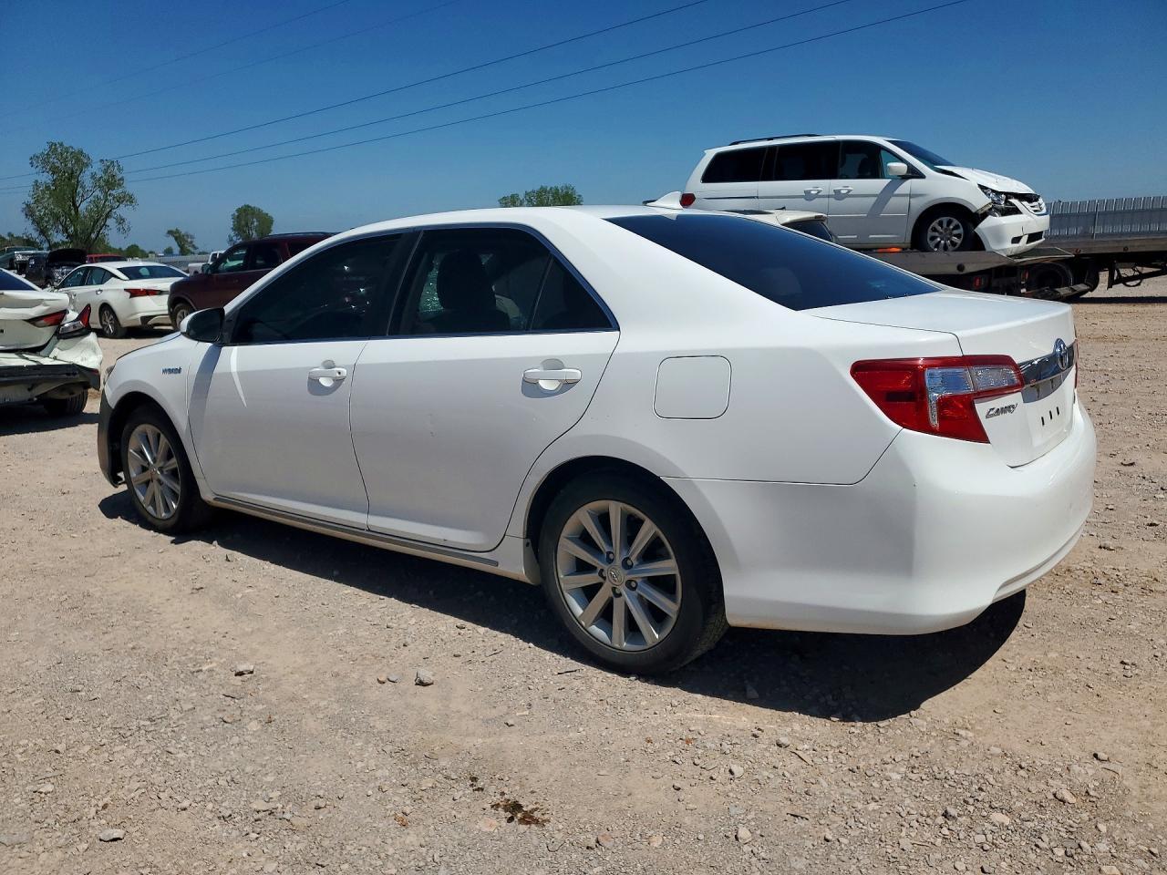 2012 Toyo Camry - Image 2