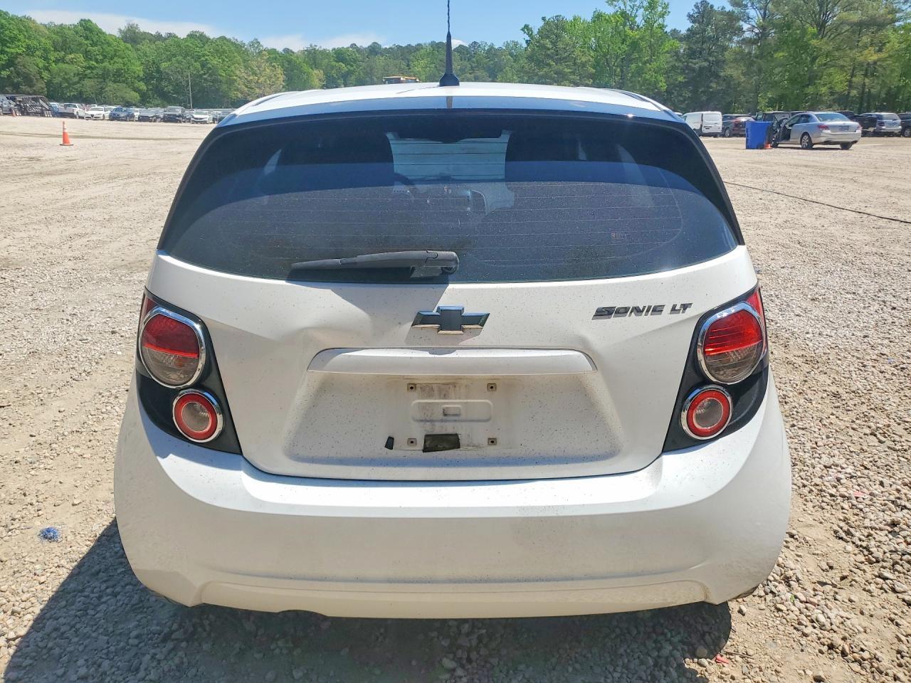2012 Chevrolet Sonic Lt - Фото 6