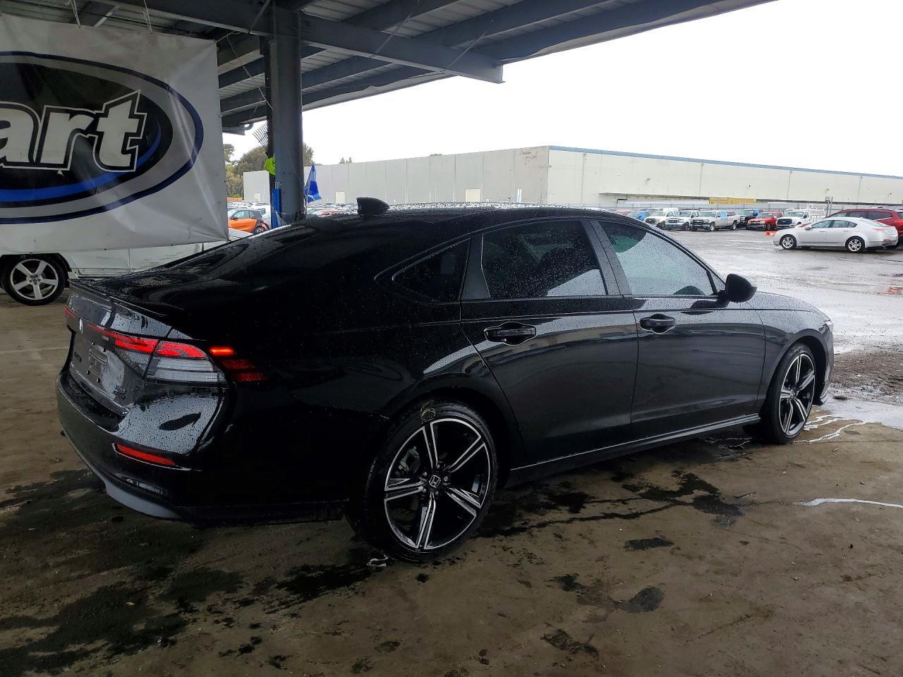 2026 Honda Accord Hybrid Sport - Image 3