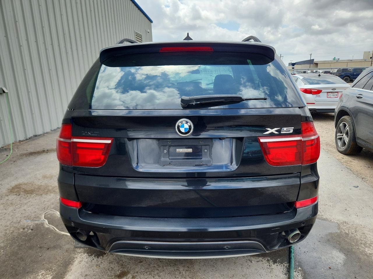 2011 BMW X5 xDrive35I - Фото 6