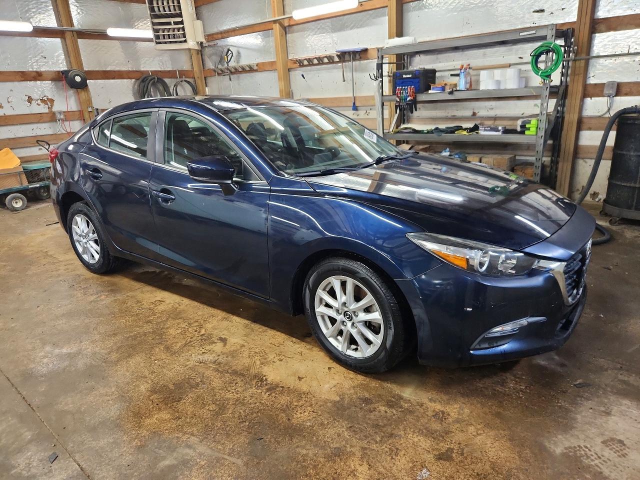 2017 Mazda 3 Sport - Фото 4