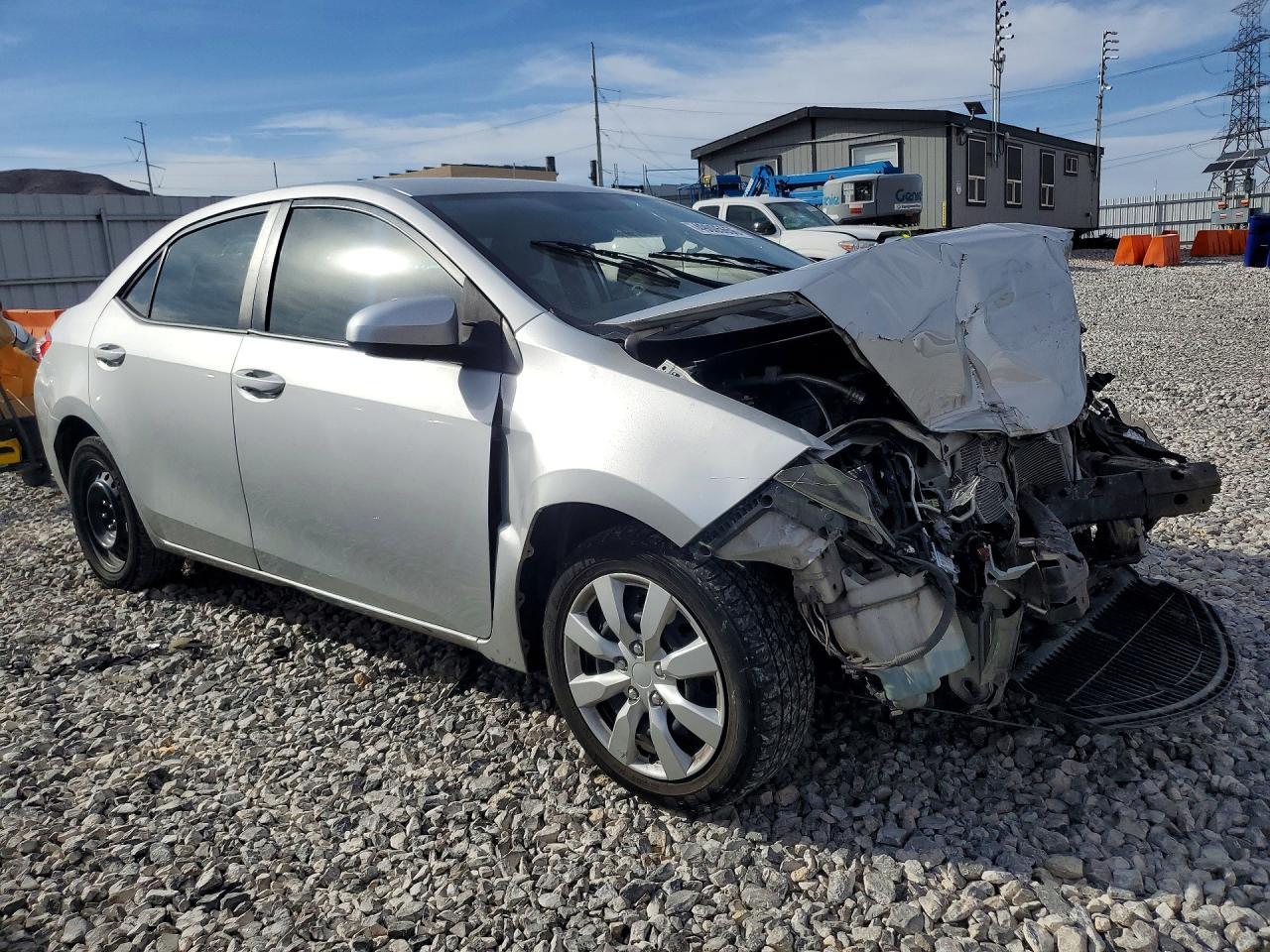 2014 Toyota Corolla Le - Image 4