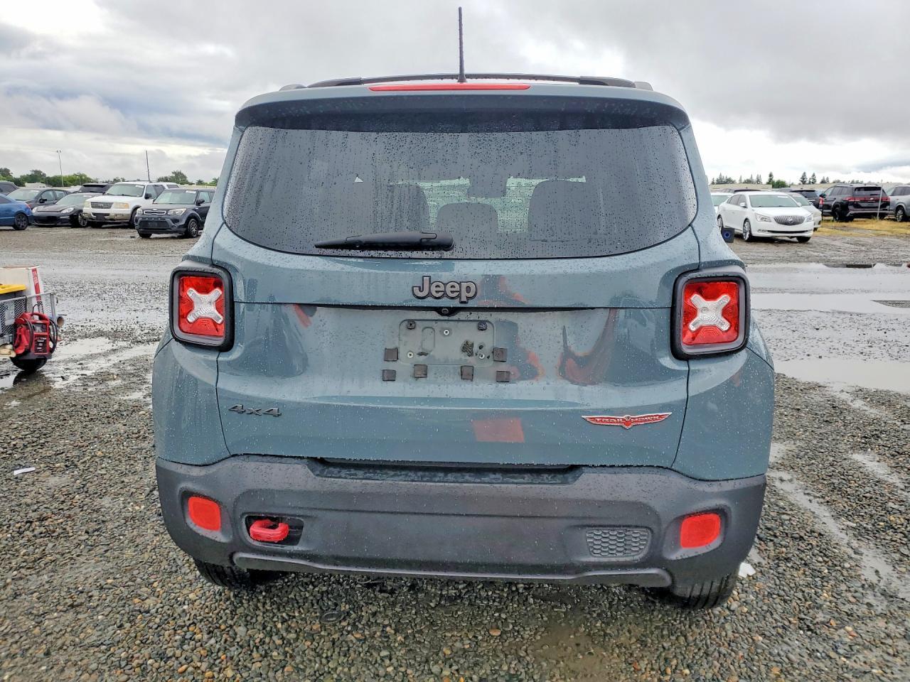 2016 Jeep Renegade Trailhawk - Фото 6