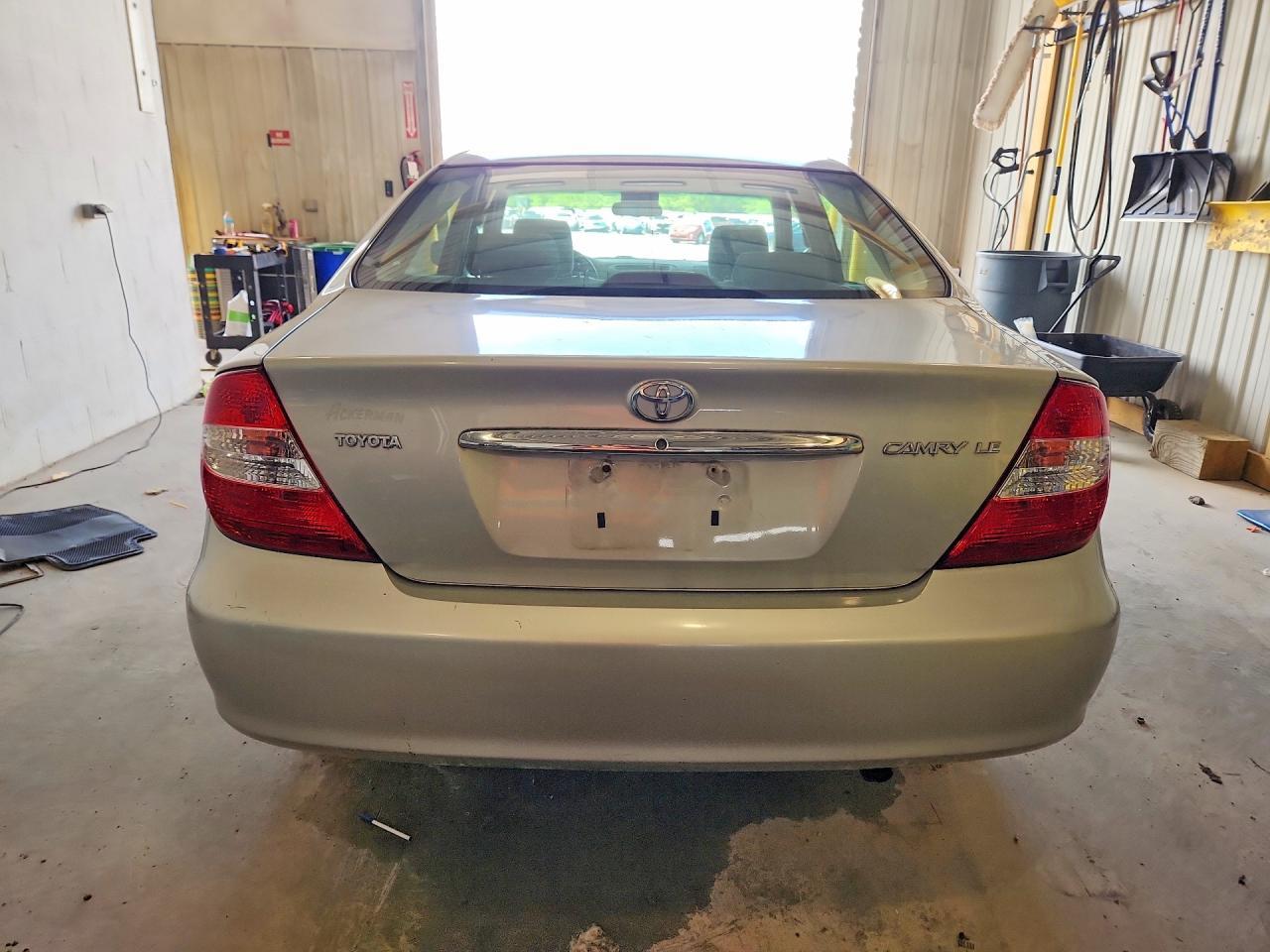 2003 Toyota Camry Le - Фото 6