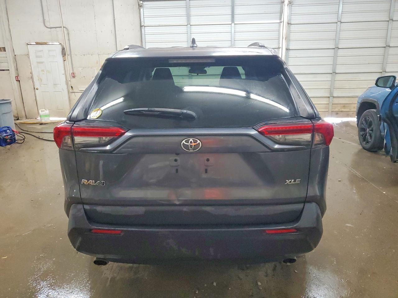 2021 Toyota Rav4 Xle - Фото 6