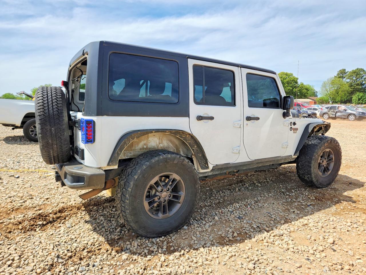 2016 Jeep Wrangler Unlimited Sahara - Фото 3