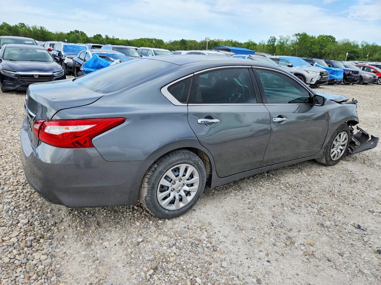 2016 Nissan Altima 2.5 - Фото 3