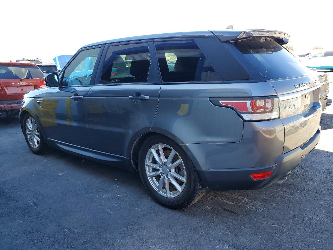 2016 Land Rover Range Rover Sport Se - Фото 2