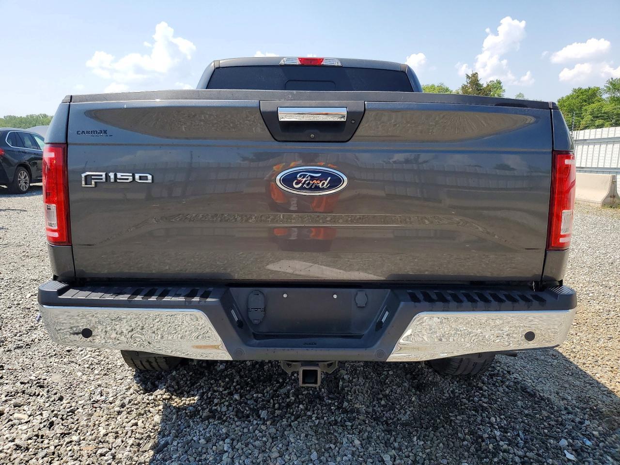 2017 Ford F150 Supercrew - Image 6