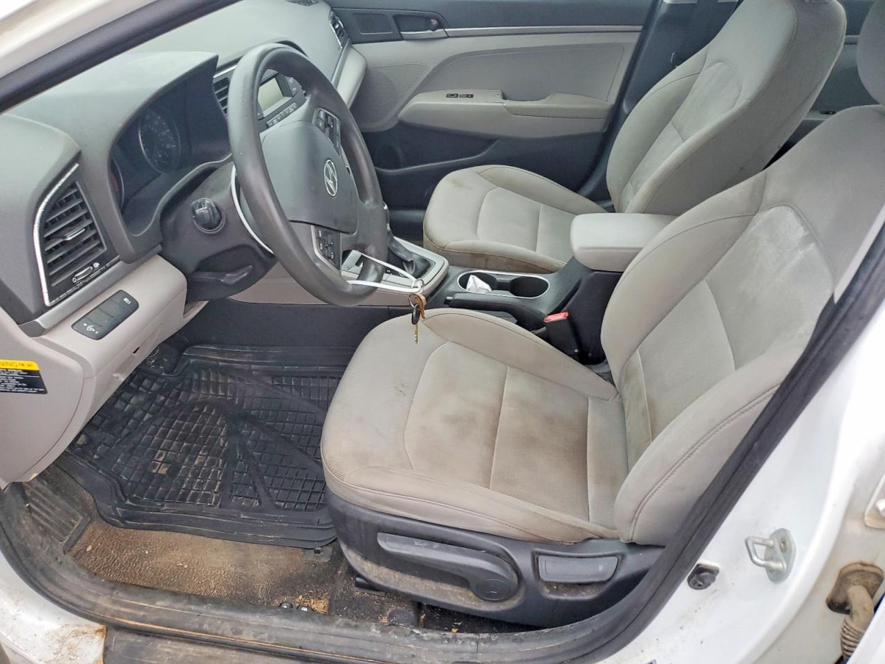 2017 Hyundai Elantra Se - Image 7