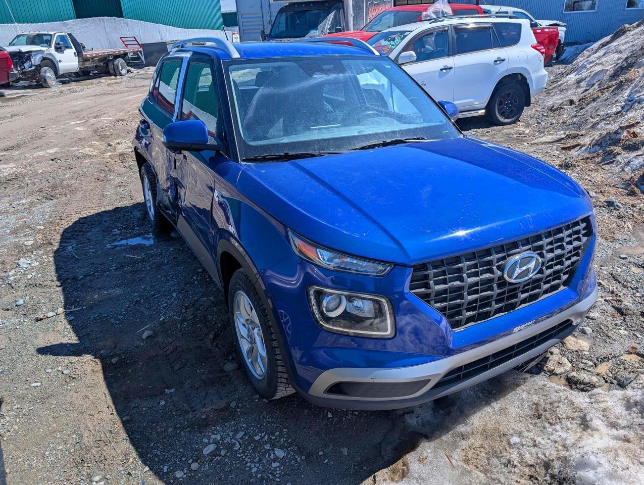 2023 Hyundai Venue Sel - Image 4
