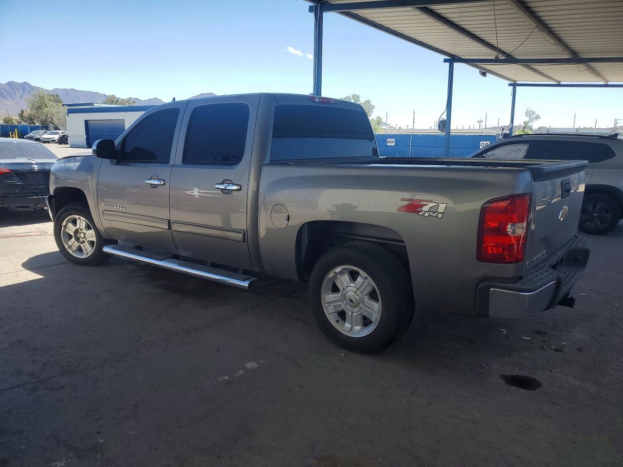 2012 Chevrolet Silverado K1500 Lt - Image 2