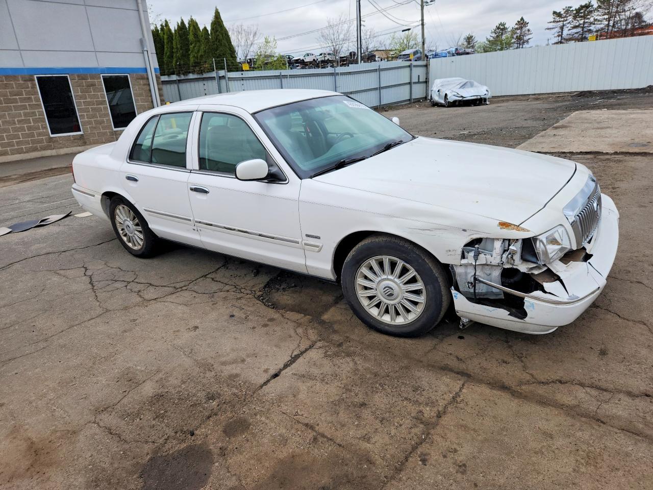 2009 Mercury Grand Marquis Ls - Фото 4
