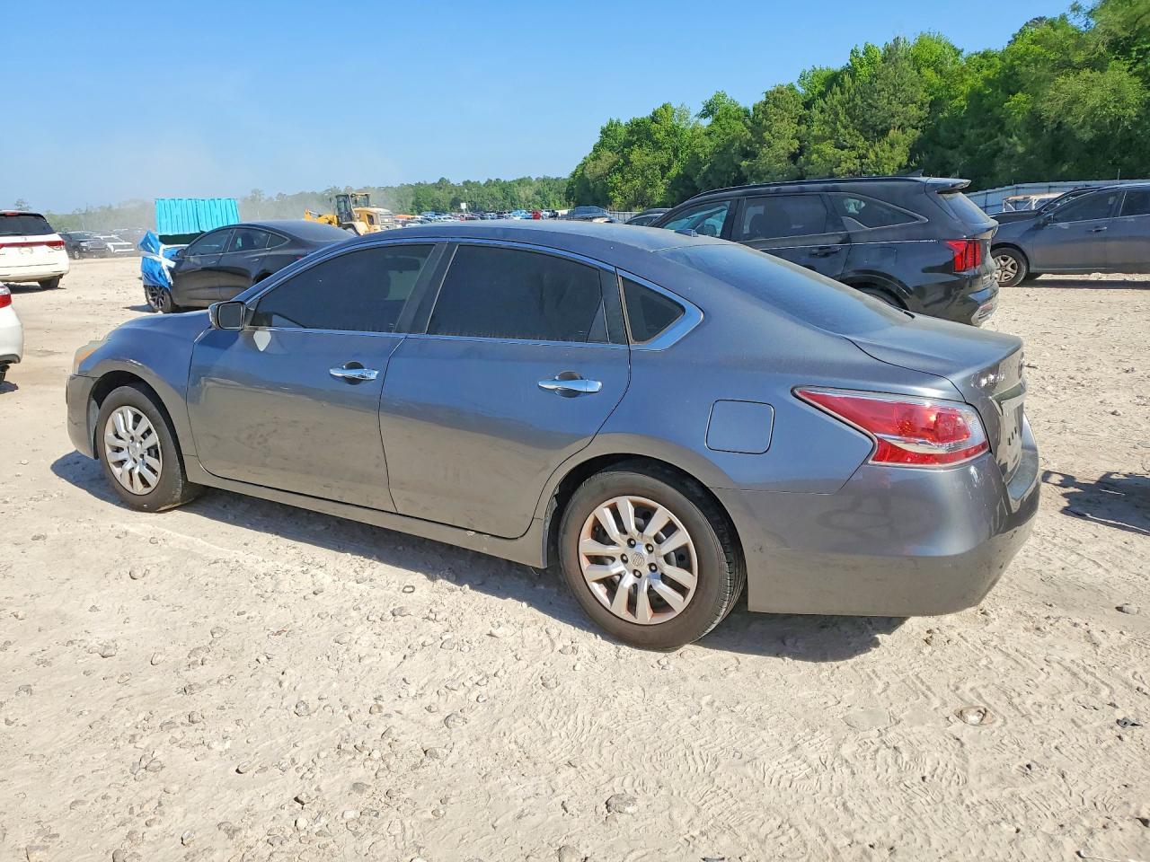 2015 Nissan Altima 2.5 S - Image 2