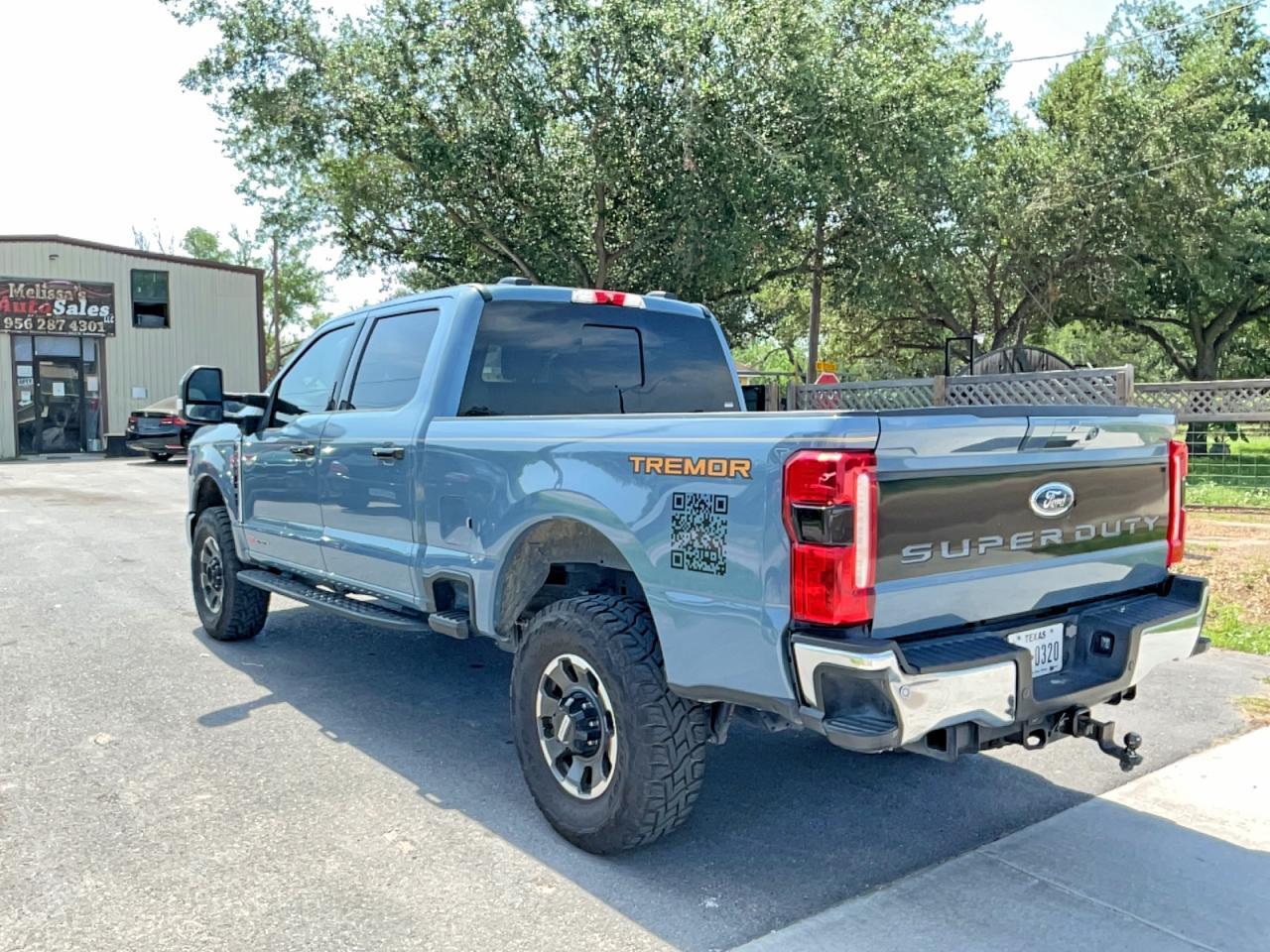 2023 Ford F250 Super Duty - Фото 3