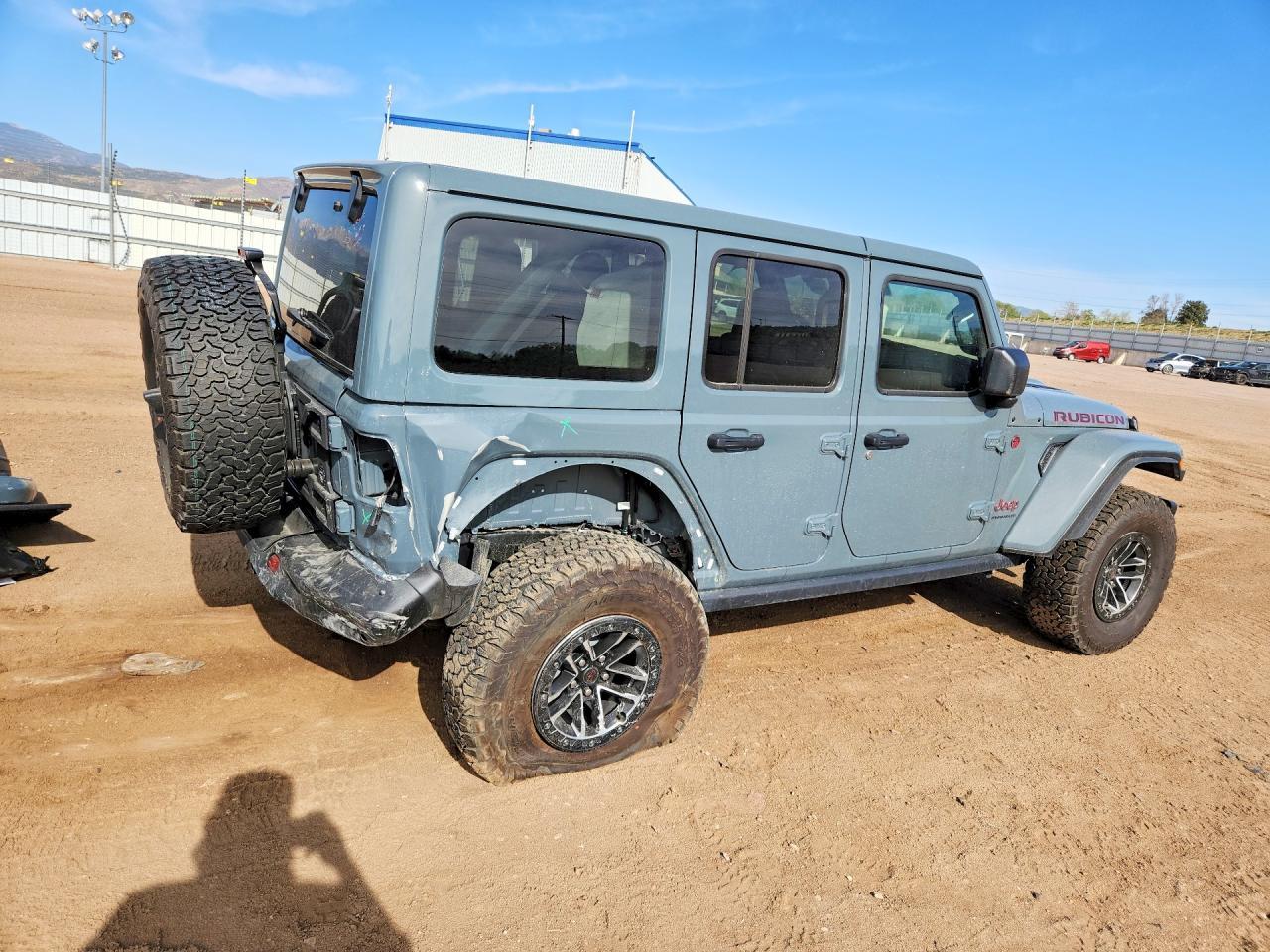 2025 Jeep Wrangler Rubicon - Image 3