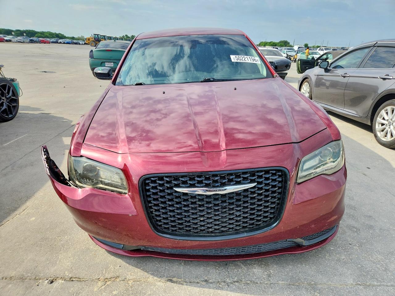 2021 Chrysler 300 Touring - Image 5