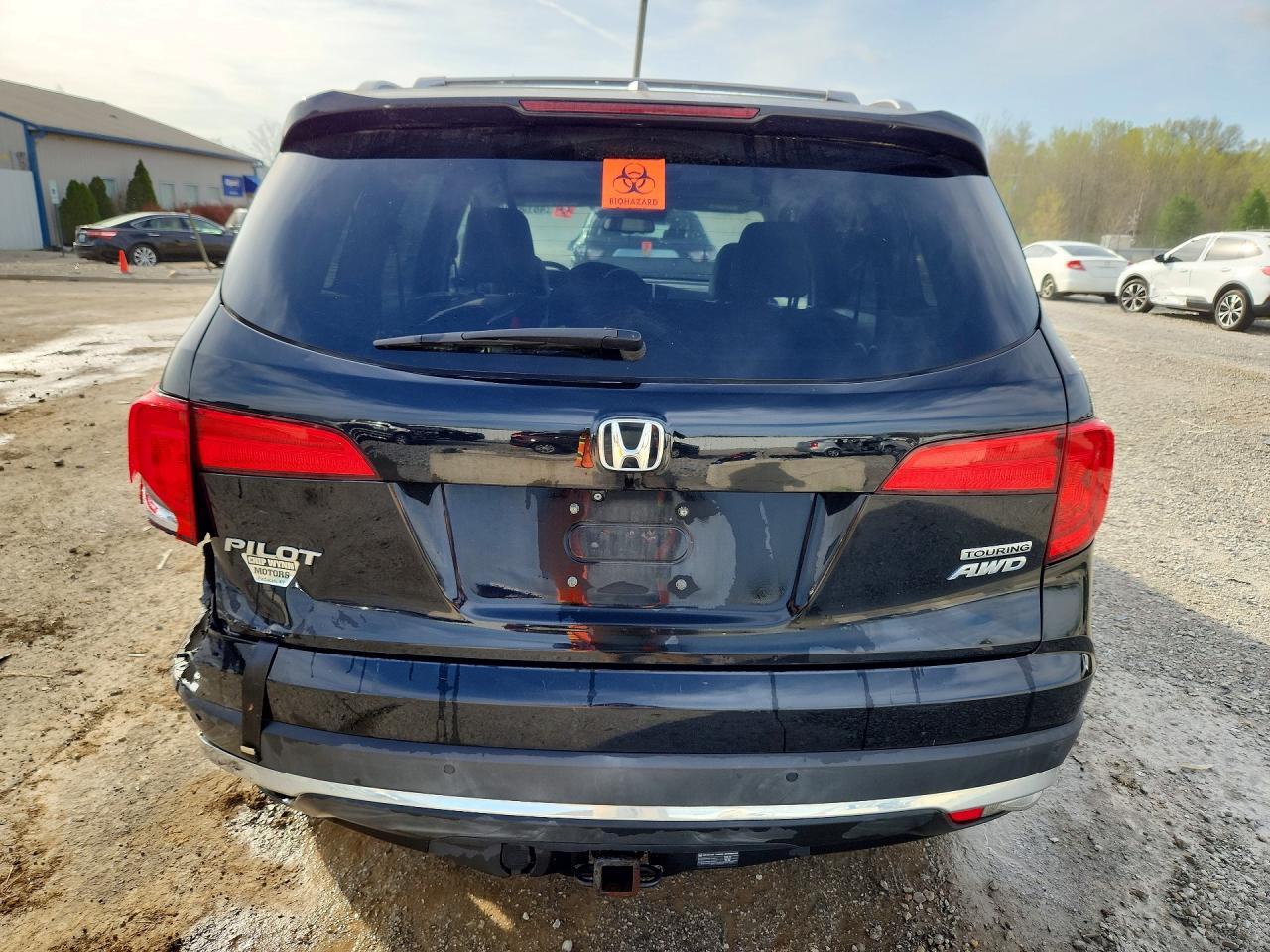 2017 Honda Pilot Touring - Image 6