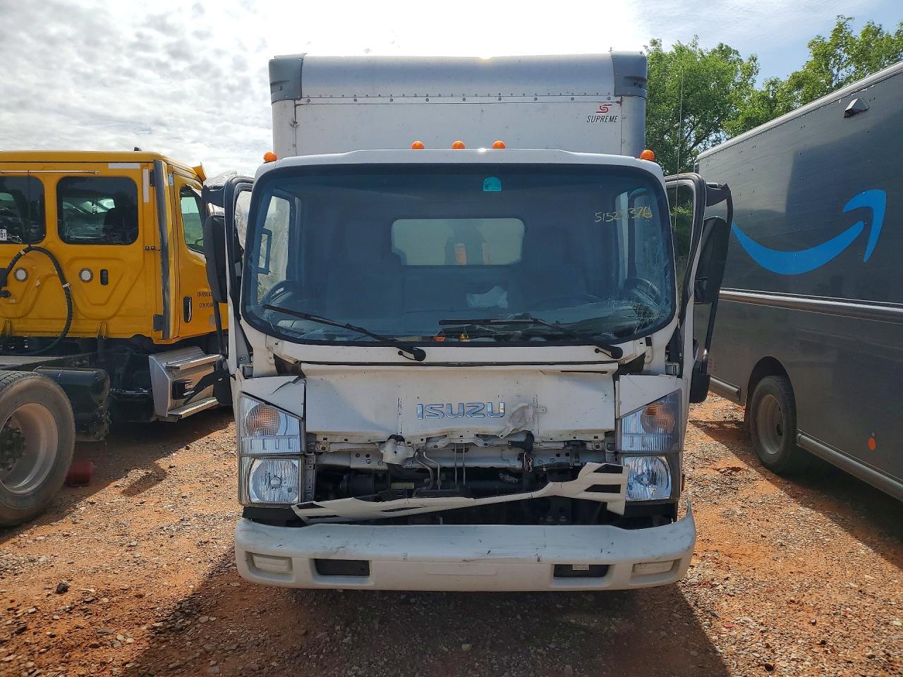 2017 Isuzu Npr - Box Truck - Фото 5
