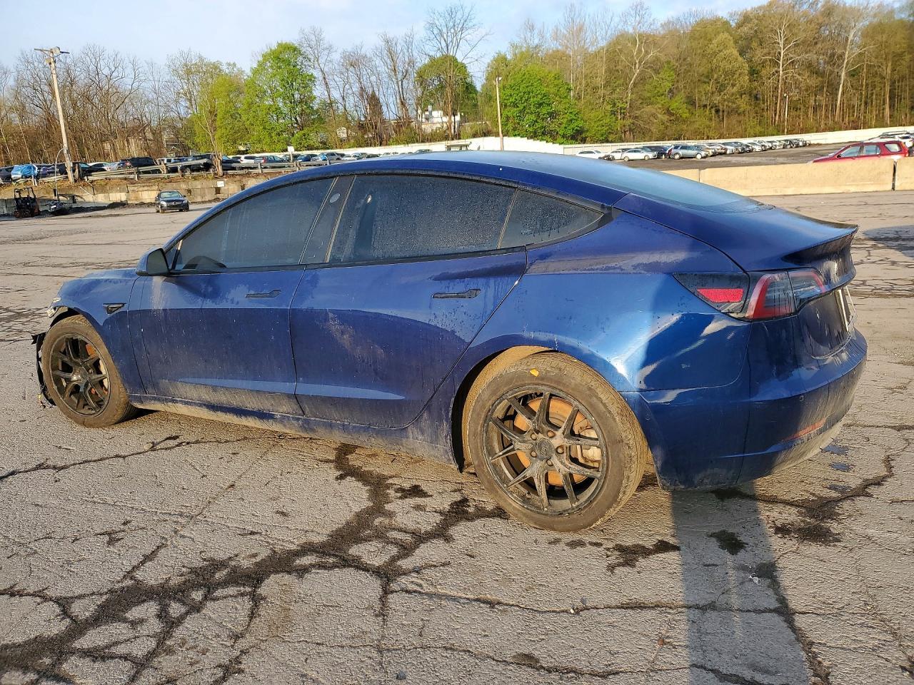 2021 Tesla Model 3 - Image 2