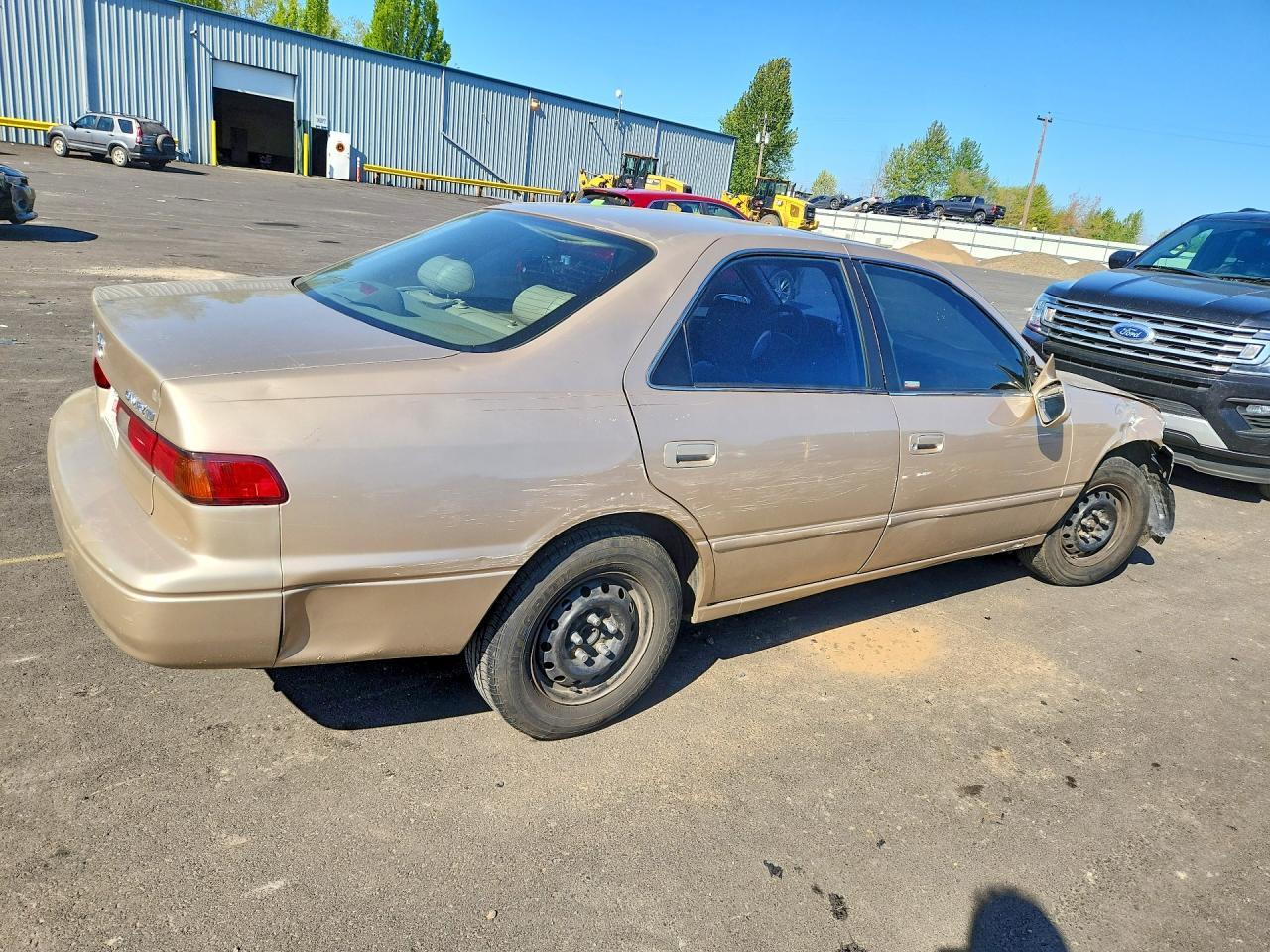 1998 Toyota Camary - Фото 3