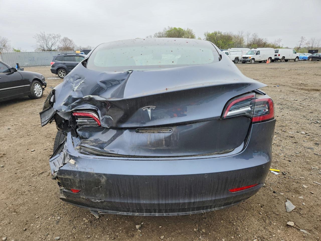 2021 Tesla Model 3 - Фото 6