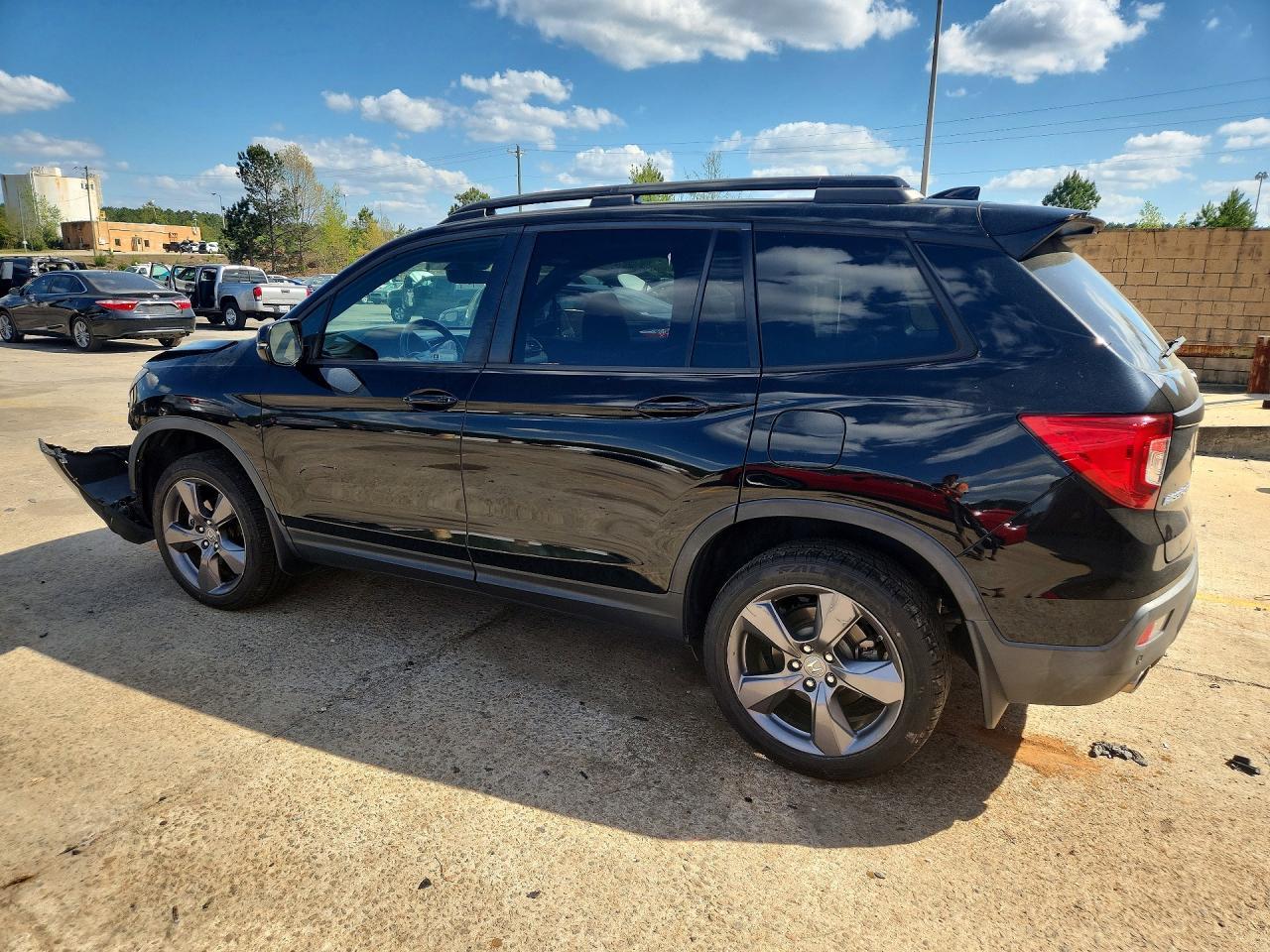 2021 Honda Passport Touring - Фото 2