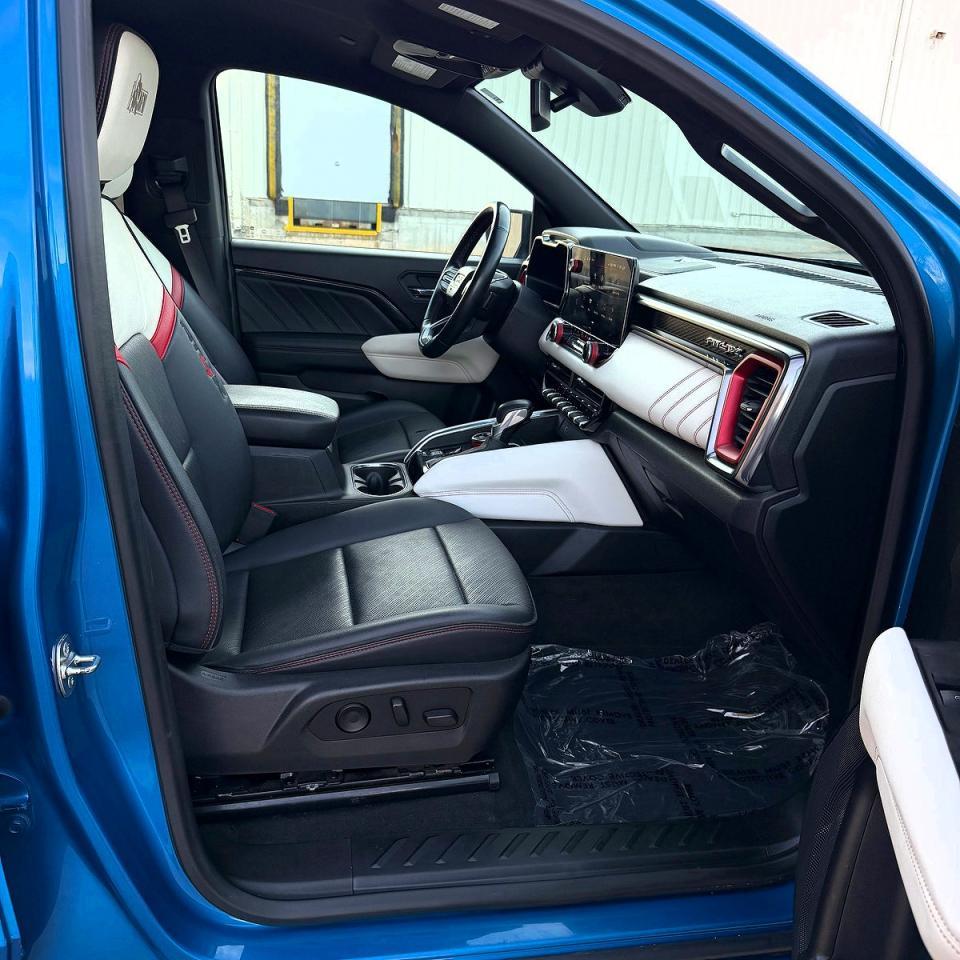 2024 GMC Canyon At4X - Фото 5