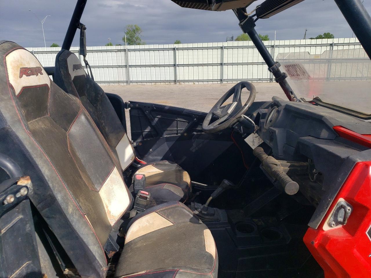 2015 Polaris Rzr 900 Utility Vehicle - Image 5