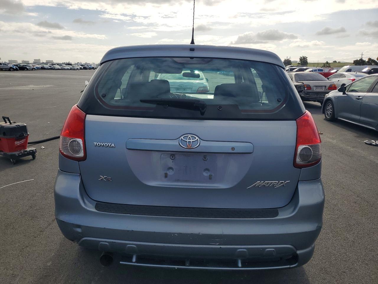 2004 Toyota Corolla Matrix Xr - Фото 6