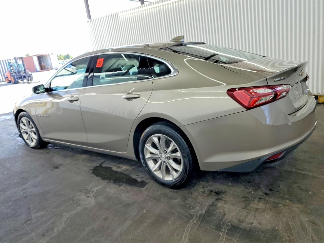 2022 Chevrolet Malibu Lt - Фото 2