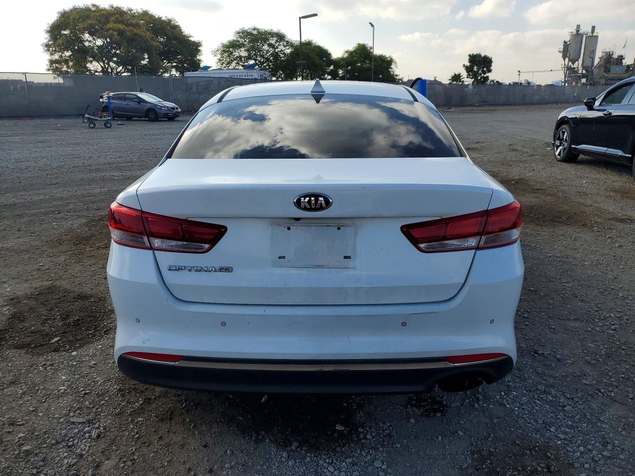 2018 Kia Optima Lx - Фото 6