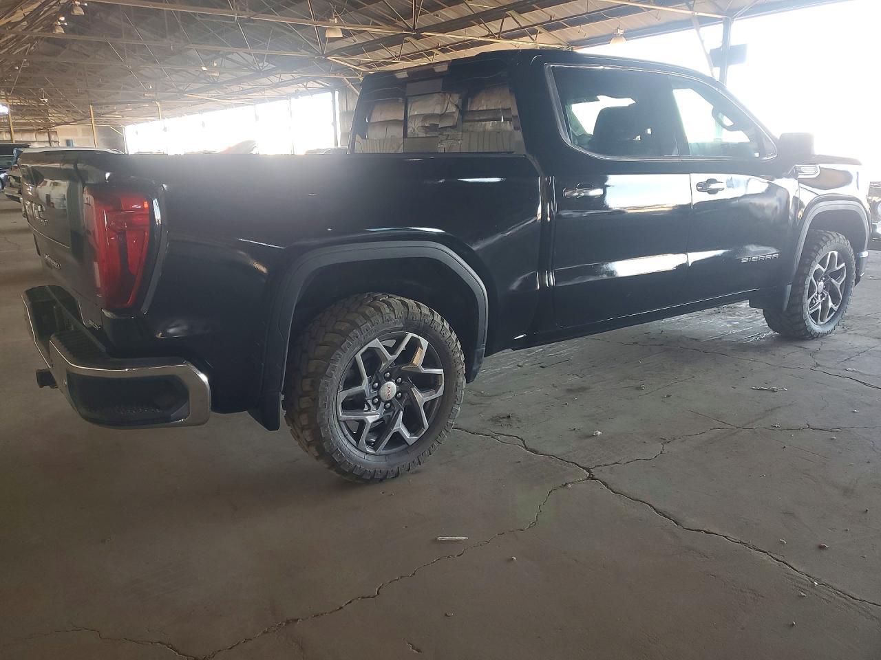 2024 GMC Sierra - Фото 3