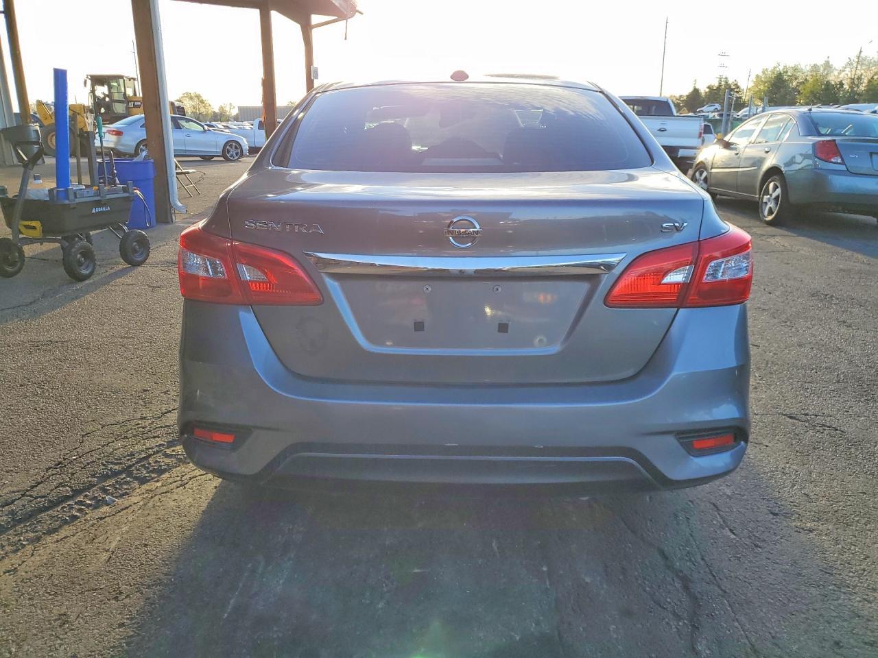 2019 Nissan Sentra Sv - Image 6