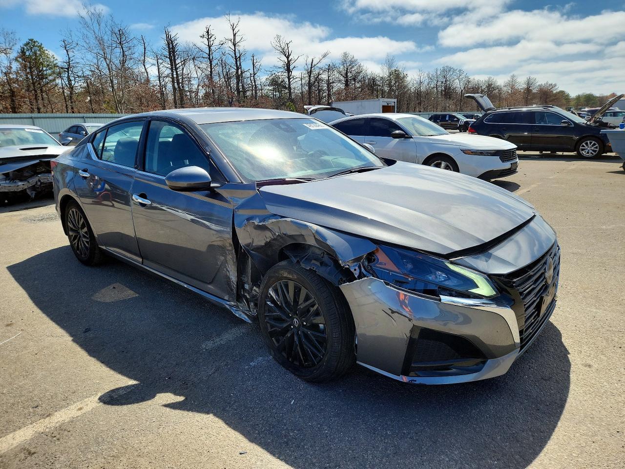 2025 Nissan Altima 2.5 Sv - Image 4
