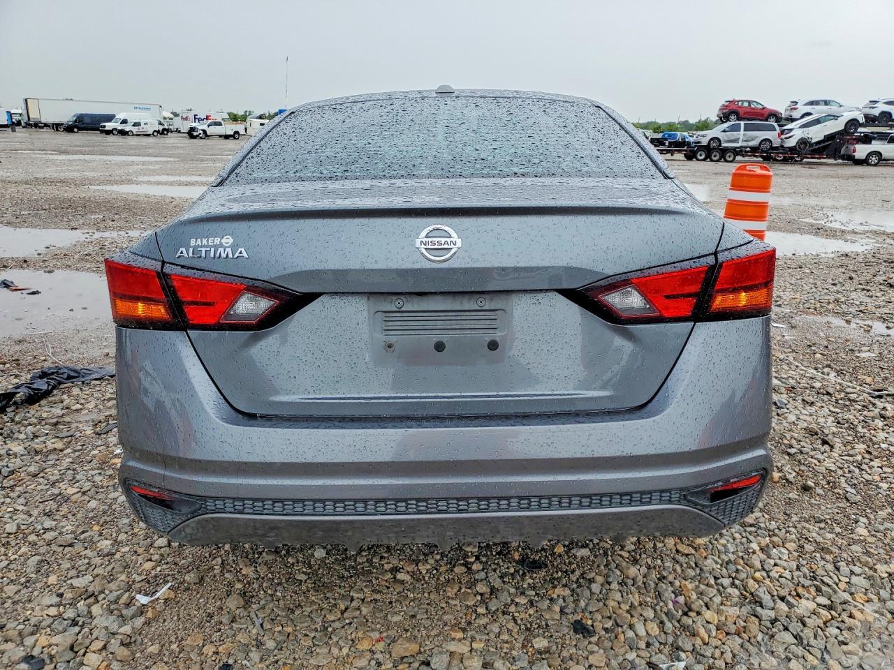 2020 Nissan Altima S - Фото 6