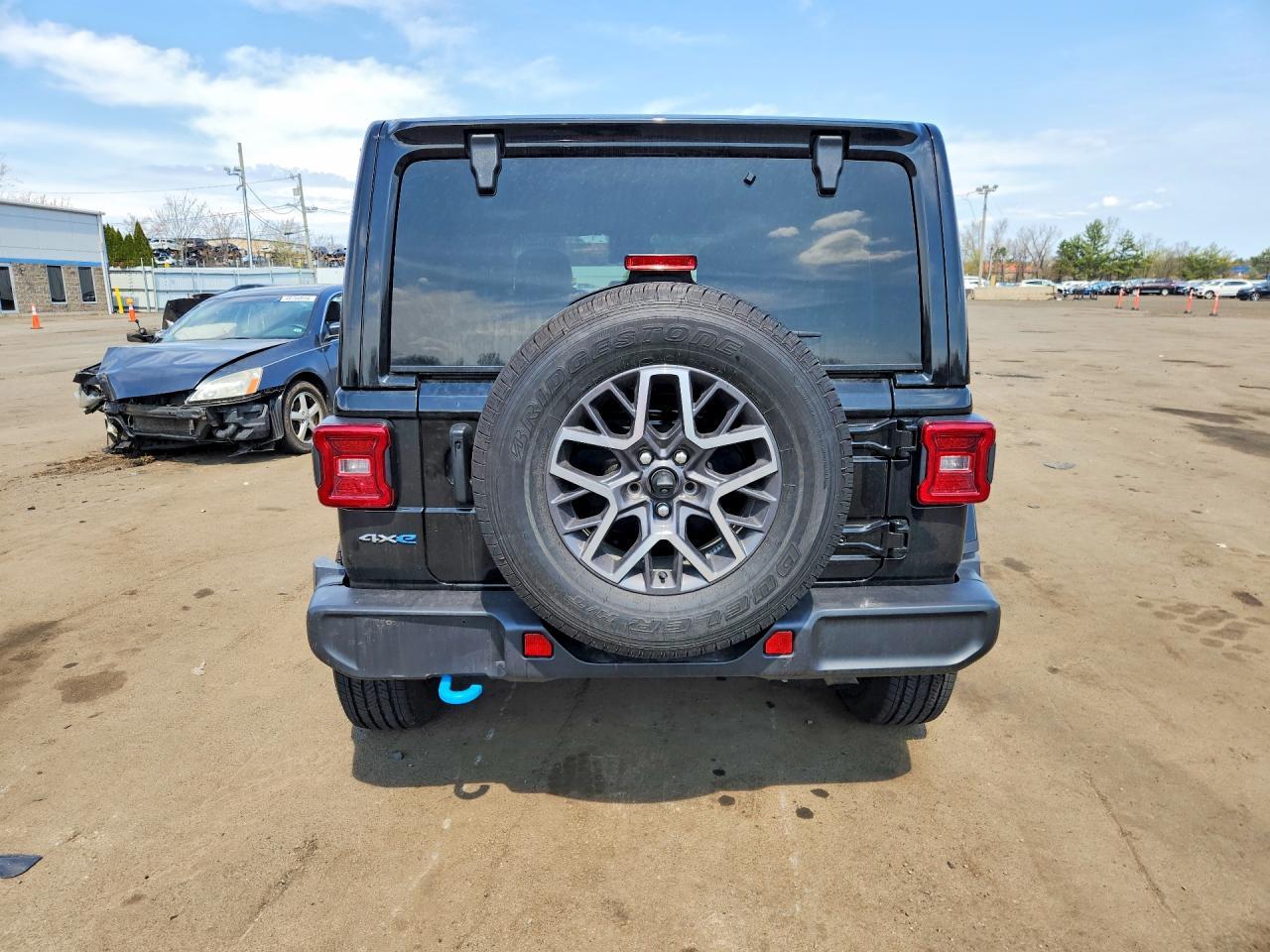 2024 Jeep Wrangler - Фото 6