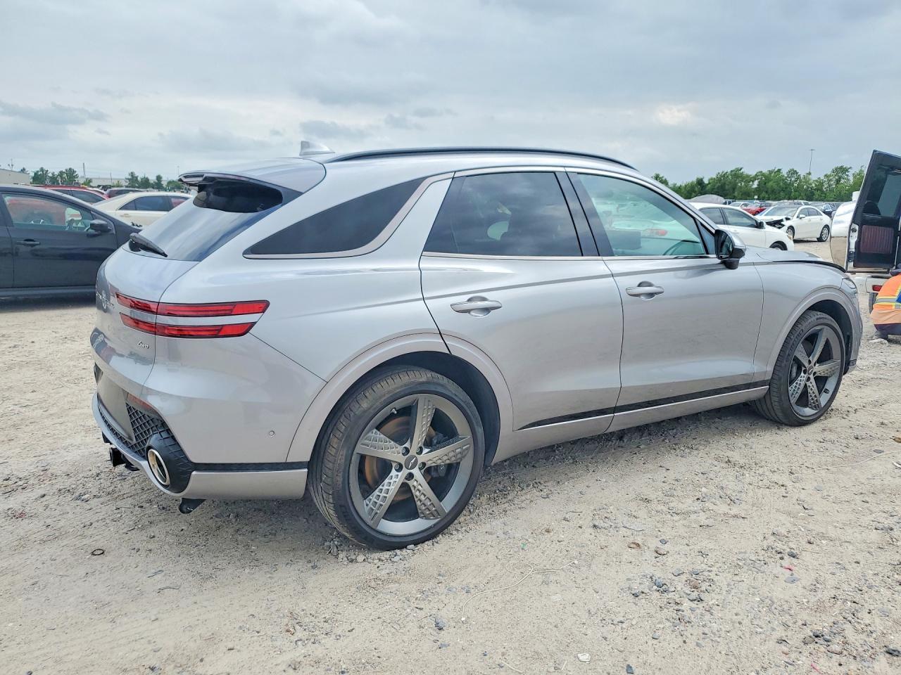 2023 Genesis Gv70 2.5T Standard - Фото 3